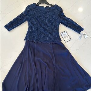 Elegant Navy Lace Gown**NWT